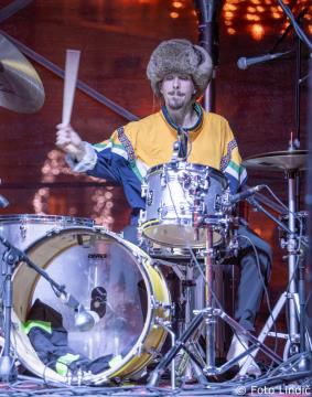 Včeraj je prvi koncert Pravljičnega Kamnik privabil število obiskovalcev (9)